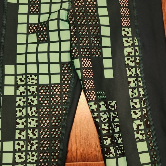 Under Armour compression leggings‎ - Picture 2 of 4